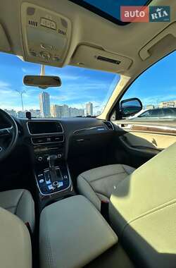 Внедорожник / Кроссовер Audi Q5 2016 в 