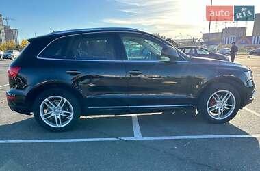 Внедорожник / Кроссовер Audi Q5 2016 в 