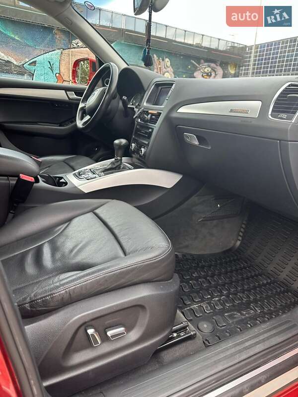 Позашляховик / Кросовер Audi Q5 2013 в Луцьку