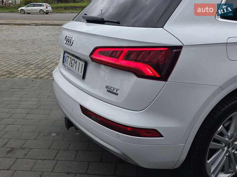 Внедорожник / Кроссовер Audi Q5 2017 в Ивано-Франковске