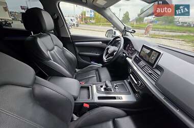 Позашляховик / Кросовер Audi Q5 2017 в 