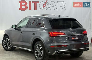 Внедорожник / Кроссовер Audi Q5 2022 в 