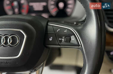 Внедорожник / Кроссовер Audi Q5 2022 в 