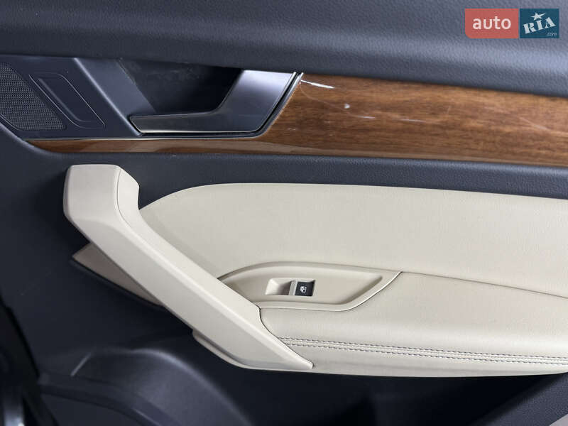 Позашляховик / Кросовер Audi Q5 2022 в Одесі