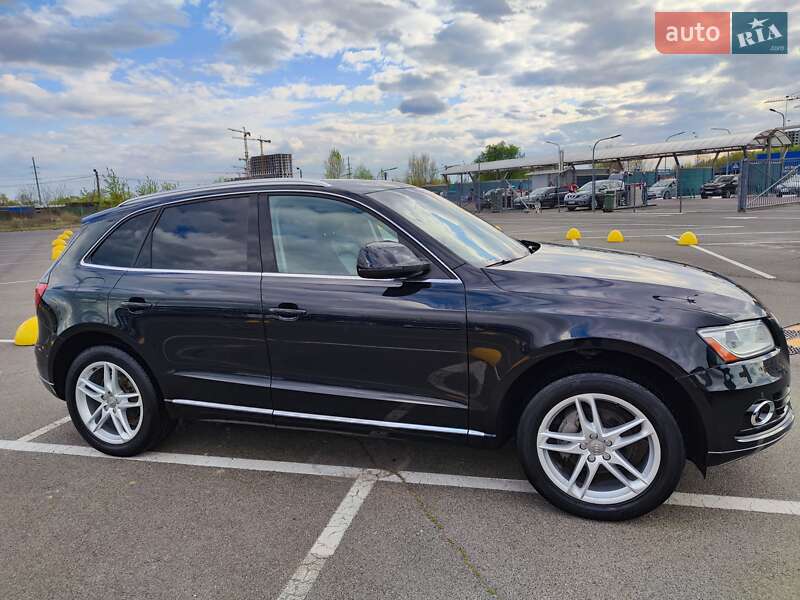 Позашляховик / Кросовер Audi Q5 2014 в Києві