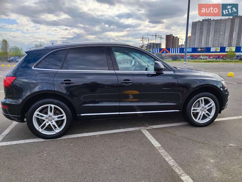 Позашляховик / Кросовер Audi Q5 2014 в Києві
