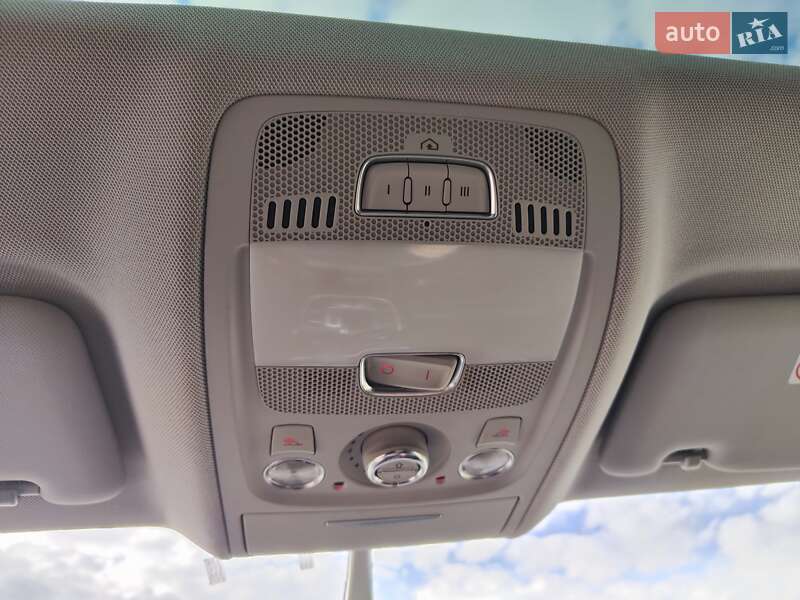 Позашляховик / Кросовер Audi Q5 2014 в Києві
