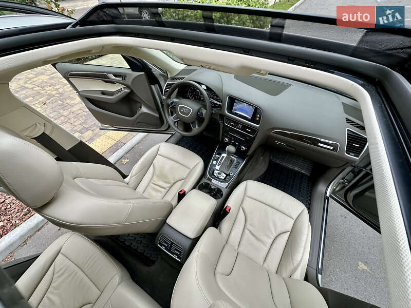Позашляховик / Кросовер Audi Q5 2014 в Києві