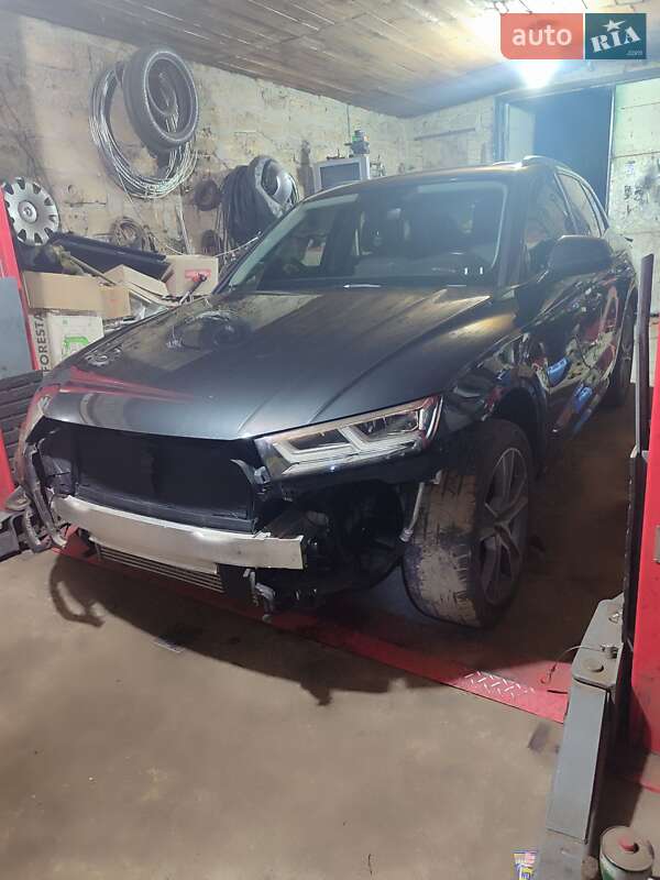 Внедорожник / Кроссовер Audi Q5 2020 в Богуславе