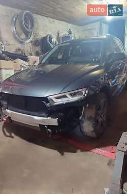 Внедорожник / Кроссовер Audi Q5 2020 в 