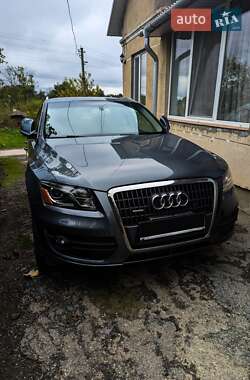 Внедорожник / Кроссовер Audi Q5 2012 в Черновцах