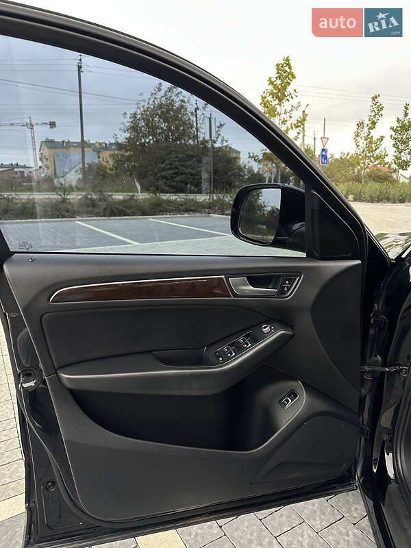 Внедорожник / Кроссовер Audi Q5 2013 в Львове