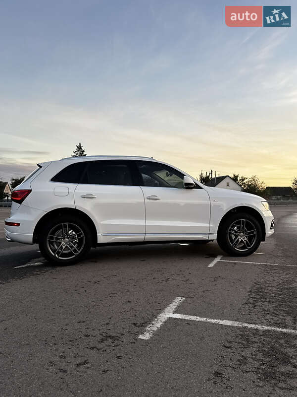 Внедорожник / Кроссовер Audi Q5 2016 в Белой Церкви