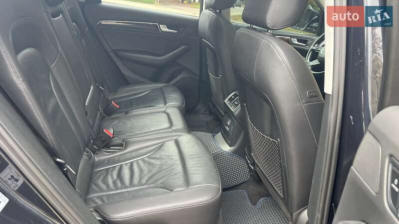 Позашляховик / Кросовер Audi Q5 2014 в Рівному