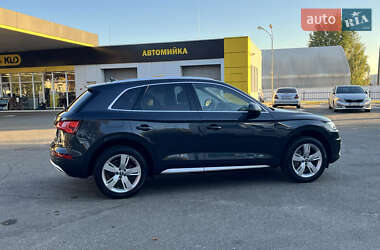 Позашляховик / Кросовер Audi Q5 2017 в 