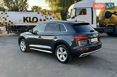 Позашляховик / Кросовер Audi Q5 2017 в 
