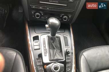 Позашляховик / Кросовер Audi Q5 2010 в 