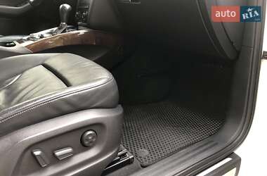 Позашляховик / Кросовер Audi Q5 2010 в 