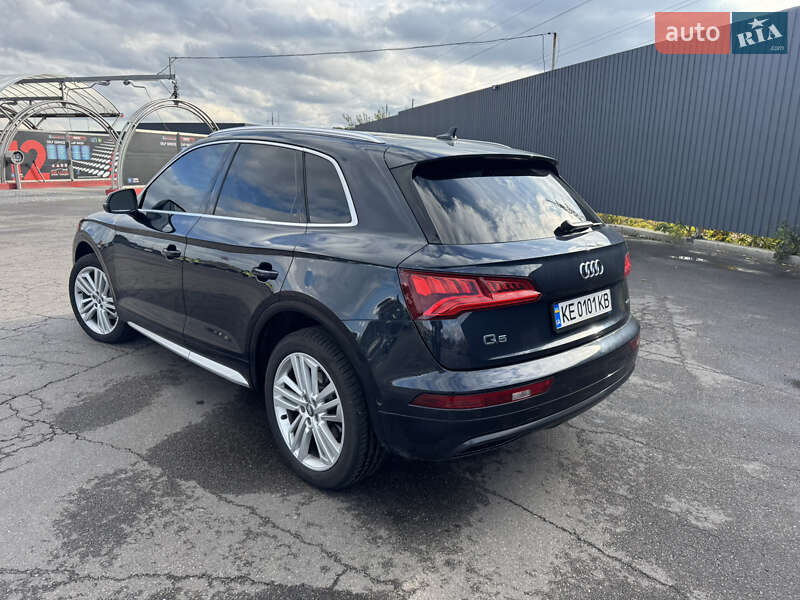 Внедорожник / Кроссовер Audi Q5 2019 в Полтаве
