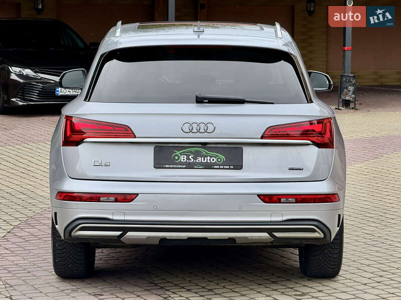 Внедорожник / Кроссовер Audi Q5 2021 в Мукачево