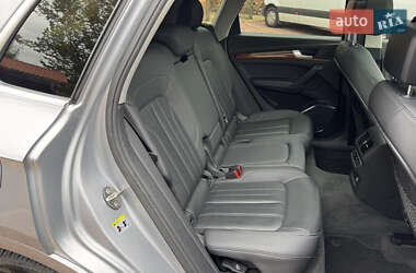 Внедорожник / Кроссовер Audi Q5 2021 в Мукачево