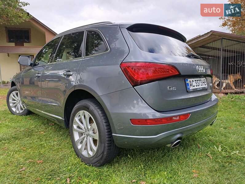 Позашляховик / Кросовер Audi Q5 2012 в Володимирі