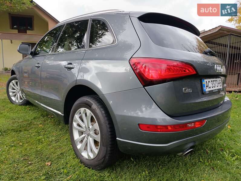 Позашляховик / Кросовер Audi Q5 2012 в Володимирі