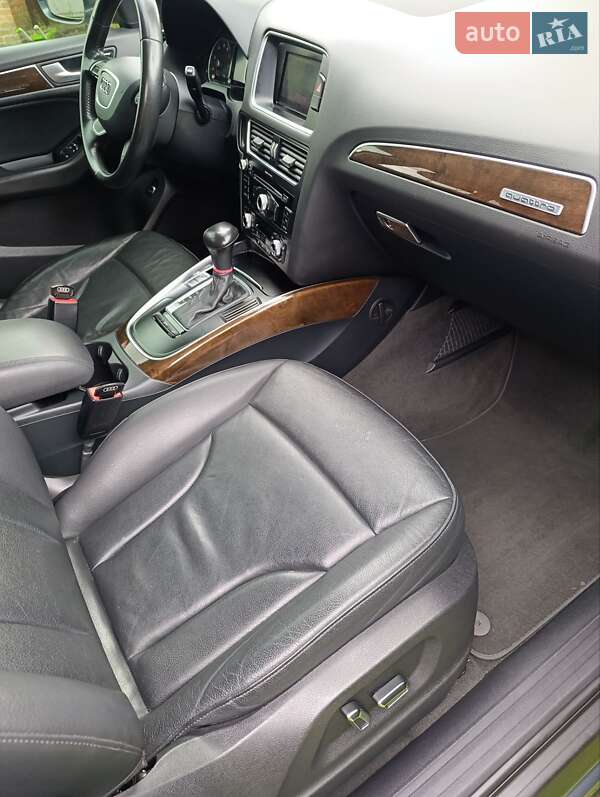 Позашляховик / Кросовер Audi Q5 2012 в Володимирі