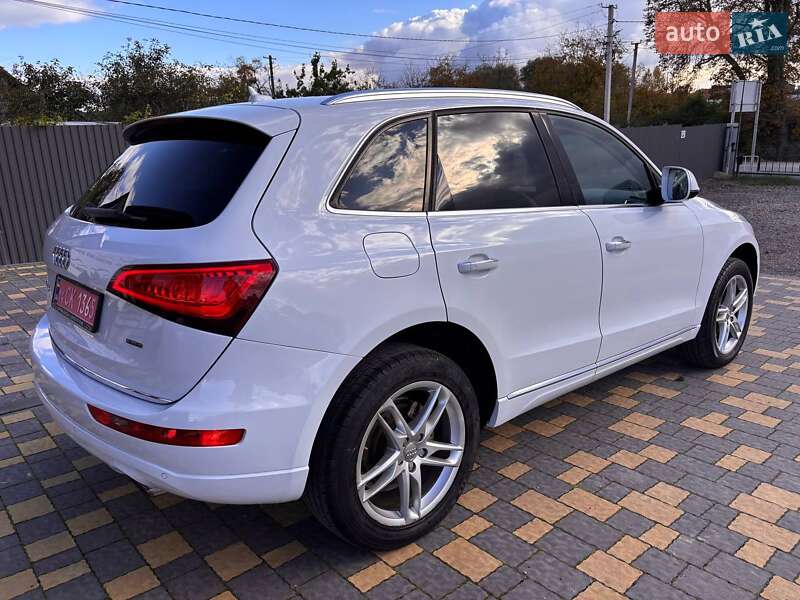 Внедорожник / Кроссовер Audi Q5 2017 в Львове