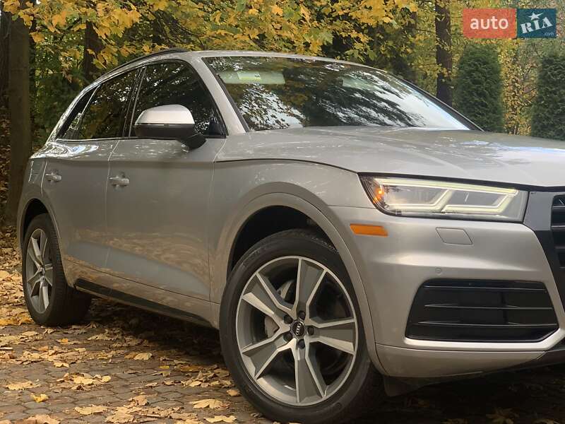 Внедорожник / Кроссовер Audi Q5 2018 в Дрогобыче