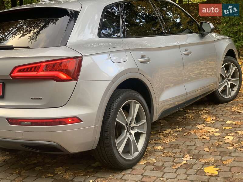 Внедорожник / Кроссовер Audi Q5 2018 в Дрогобыче