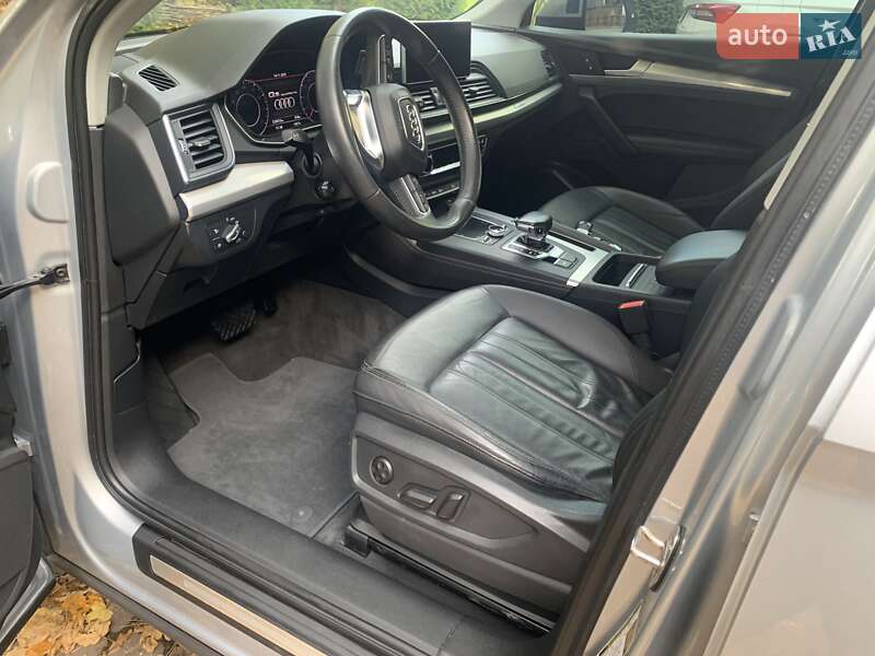 Внедорожник / Кроссовер Audi Q5 2018 в Дрогобыче