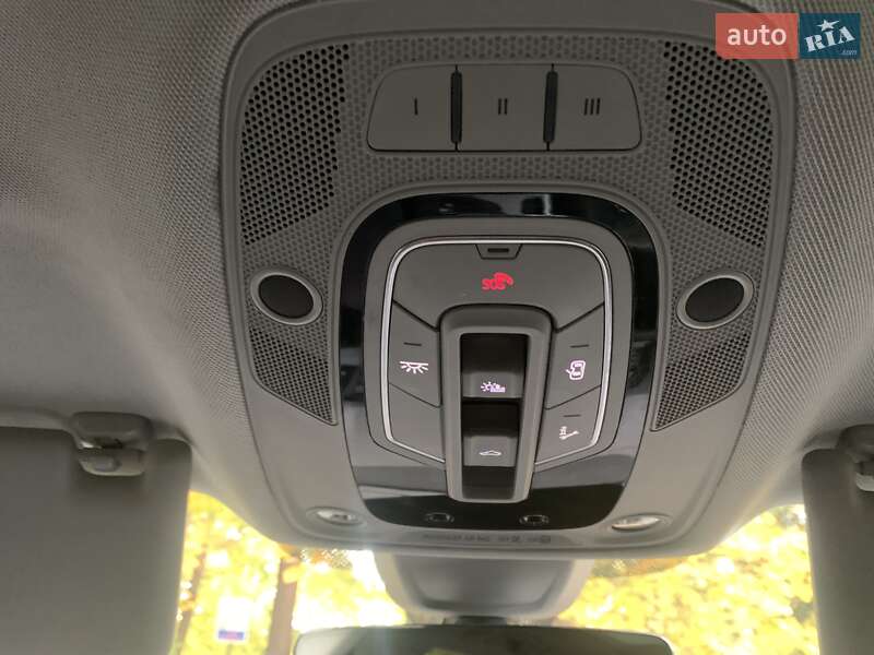 Внедорожник / Кроссовер Audi Q5 2018 в Дрогобыче