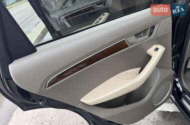 Позашляховик / Кросовер Audi Q5 2011 в 