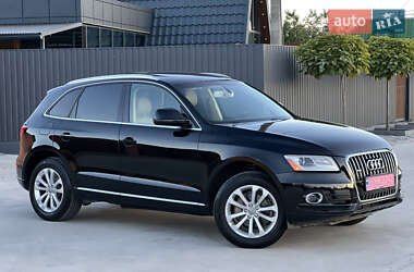 Внедорожник / Кроссовер Audi Q5 2015 в 