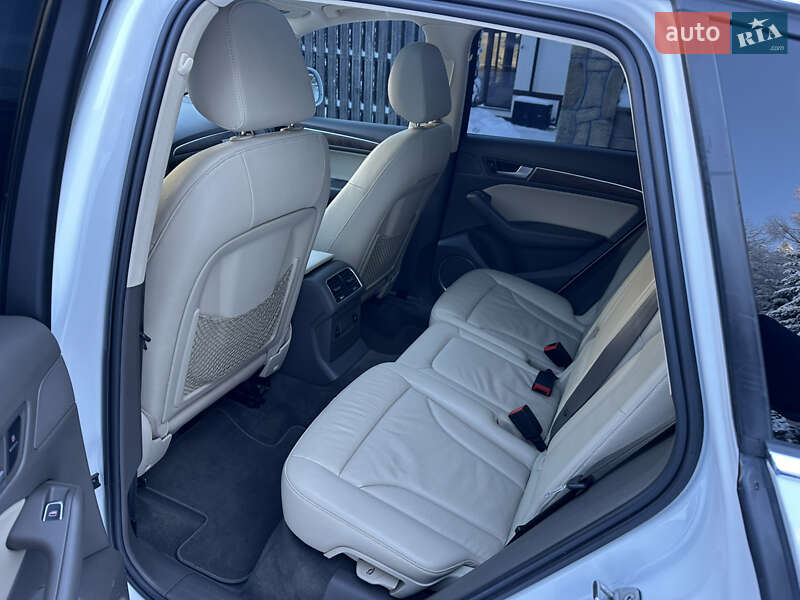 Внедорожник / Кроссовер Audi Q5 2013 в Ивано-Франковске