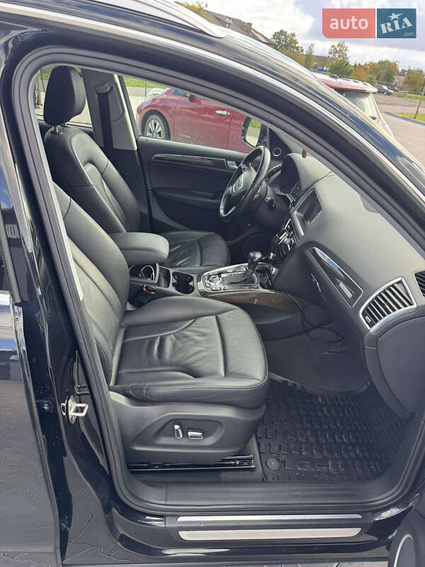 Позашляховик / Кросовер Audi Q5 2014 в Луцьку