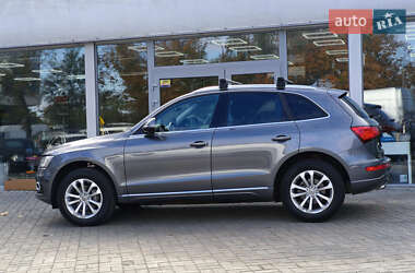 Внедорожник / Кроссовер Audi Q5 2015 в 