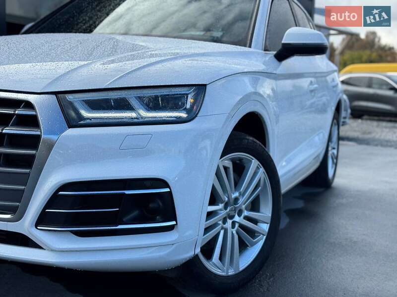 Позашляховик / Кросовер Audi Q5 2018 в Рівному