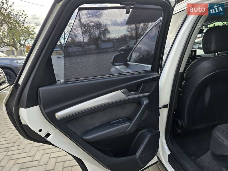 Внедорожник / Кроссовер Audi Q5 2017 в Коломые