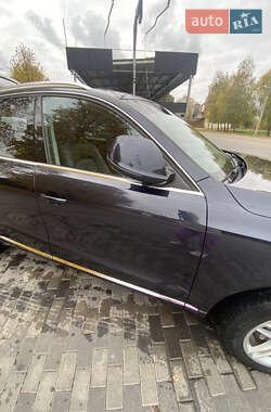 Позашляховик / Кросовер Audi Q5 2012 в 