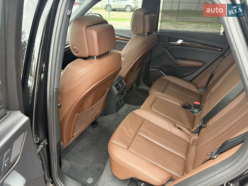 Внедорожник / Кроссовер Audi Q5 2018 в Киеве фото 11 Внедорожник / Кроссовер Audi Q5 2018 в Киеве