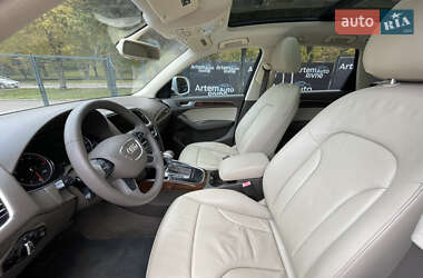 Внедорожник / Кроссовер Audi Q5 2015 в 