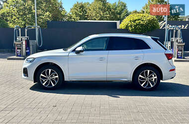 Позашляховик / Кросовер Audi Q5 2022 в  фото 6 Позашляховик / Кросовер Audi Q5 2022 в