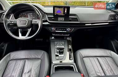 Внедорожник / Кроссовер Audi Q5 2018 в 