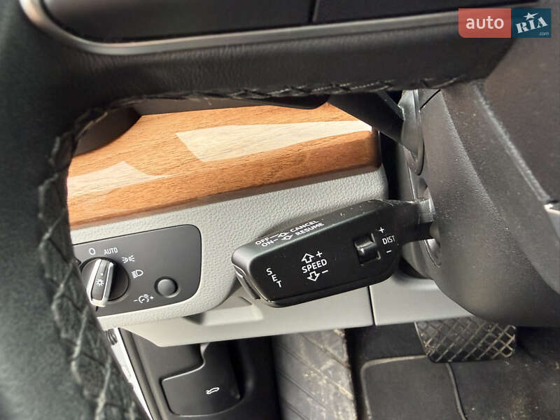 Позашляховик / Кросовер Audi Q5 2022 в Стрию