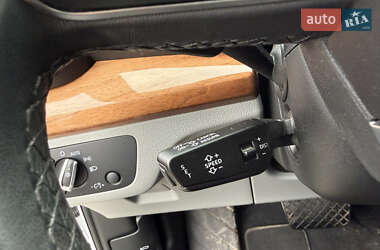 Внедорожник / Кроссовер Audi Q5 2022 в 