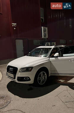 Внедорожник / Кроссовер Audi Q5 2016 в 