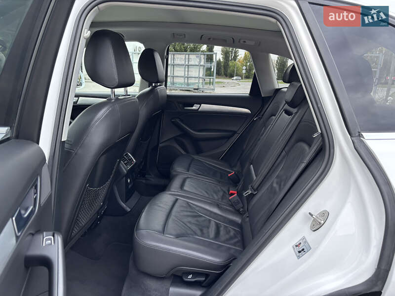 Внедорожник / Кроссовер Audi Q5 2016 в Черкассах