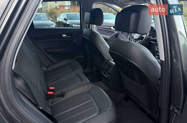 Позашляховик / Кросовер Audi Q5 2020 в 
